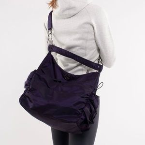 New Lululemon Arabesque Bag